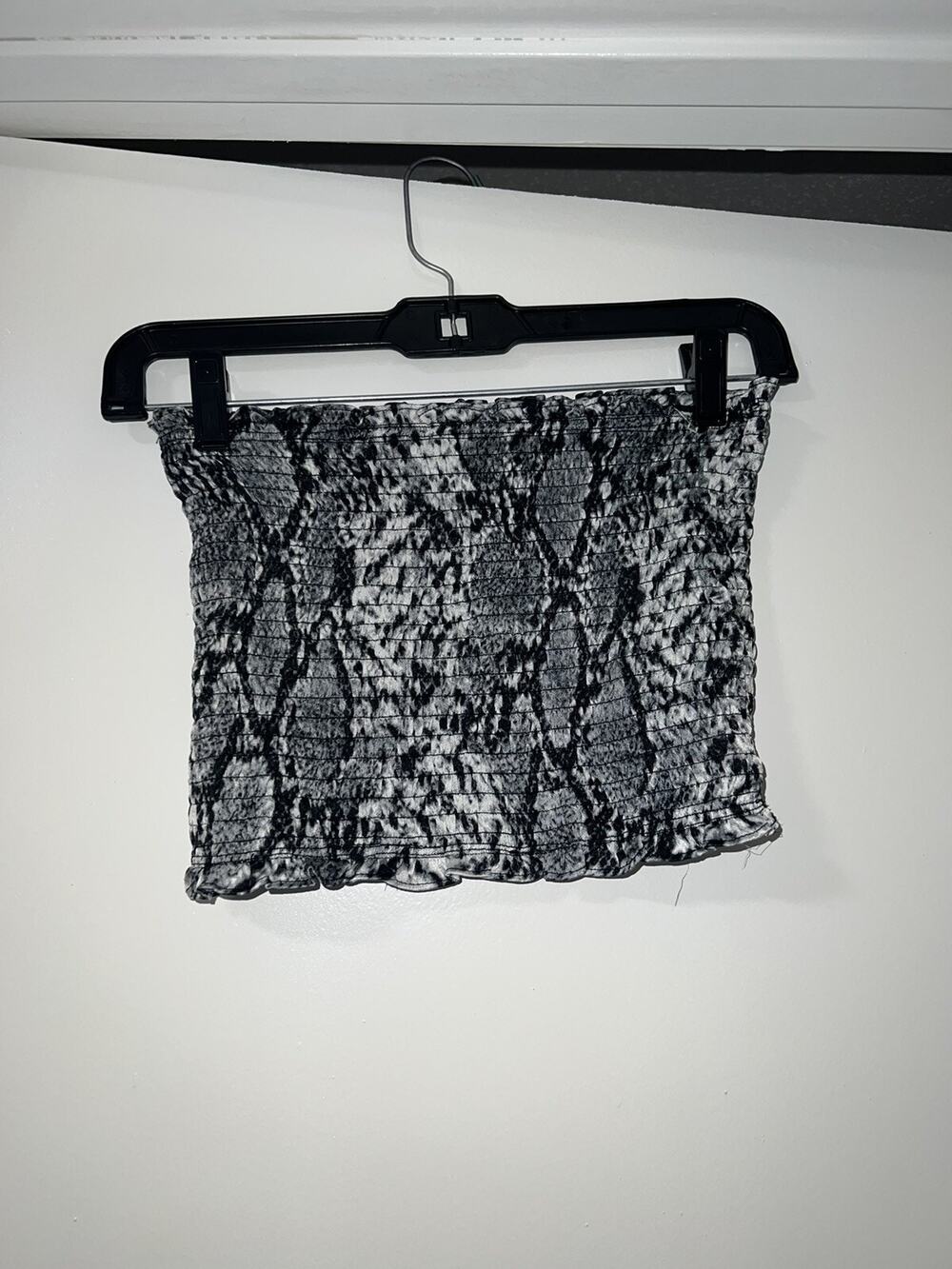 Pants store womens snakeprint cinched tube top sleeveless SMALL